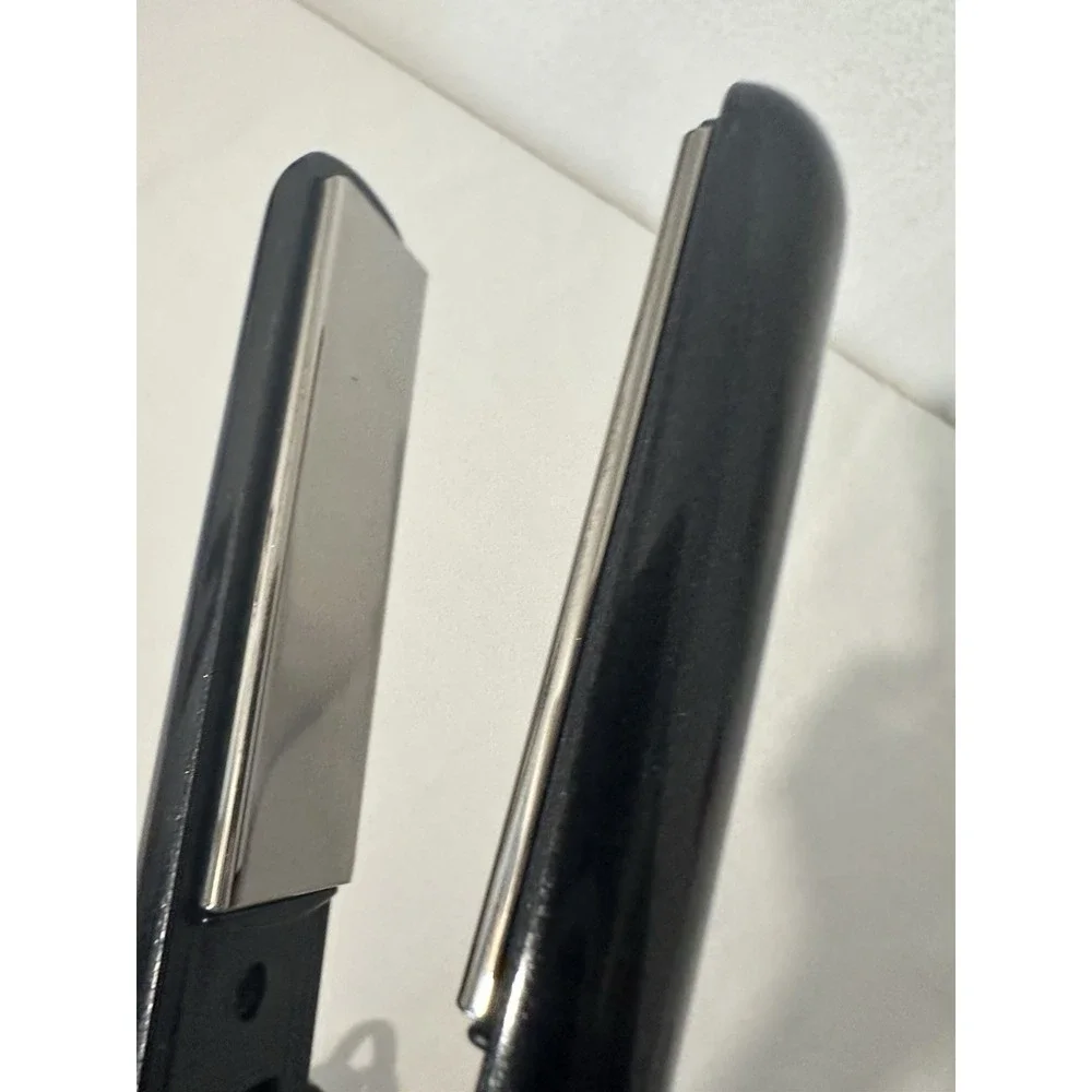 CHI Smart Hair Travel Straightener‎ Flat Iron CS1021 Ceramic Plates Dual Voltage